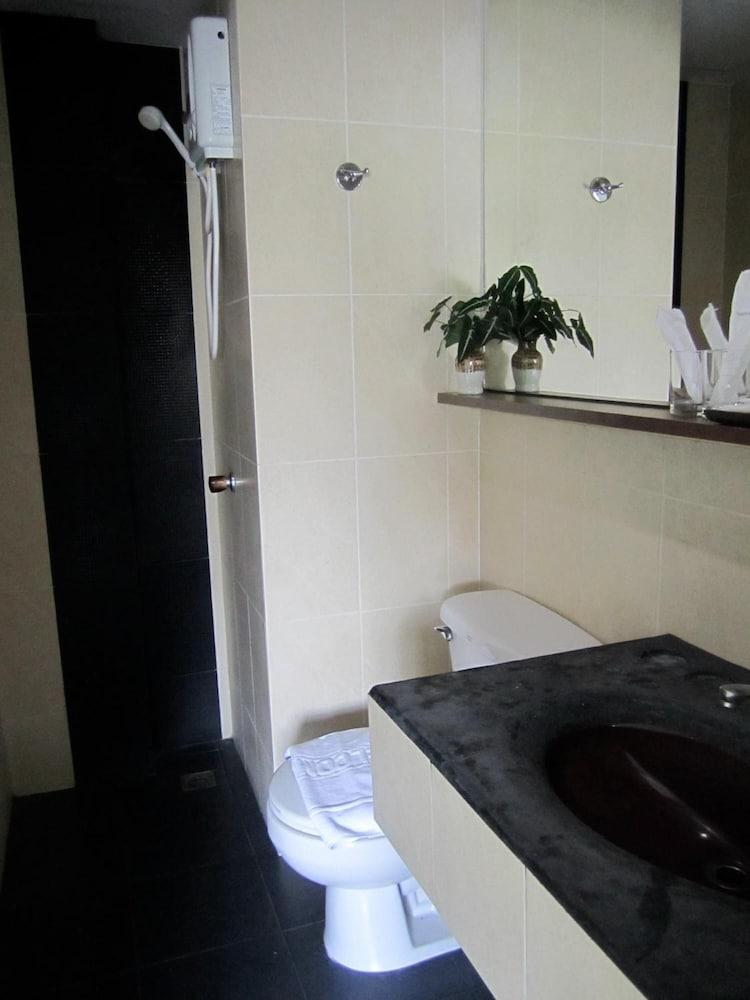 Rome Place Hotel Phuket Eksteriør bilde