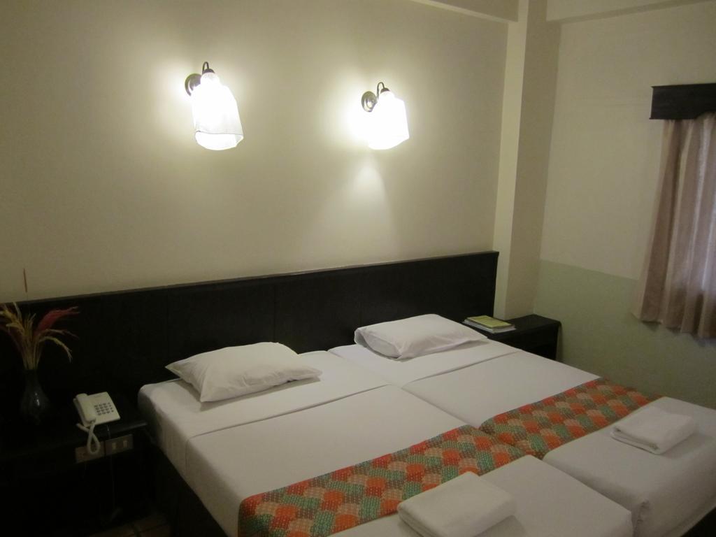 Rome Place Hotel Phuket Eksteriør bilde